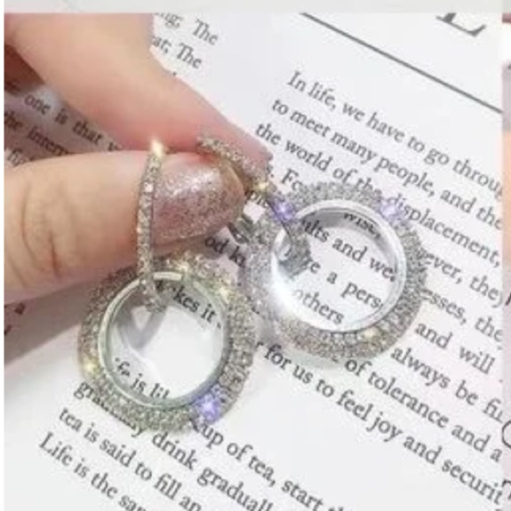 🎁🎀 Women’s Silver Errings❗️❗️🎀🎁